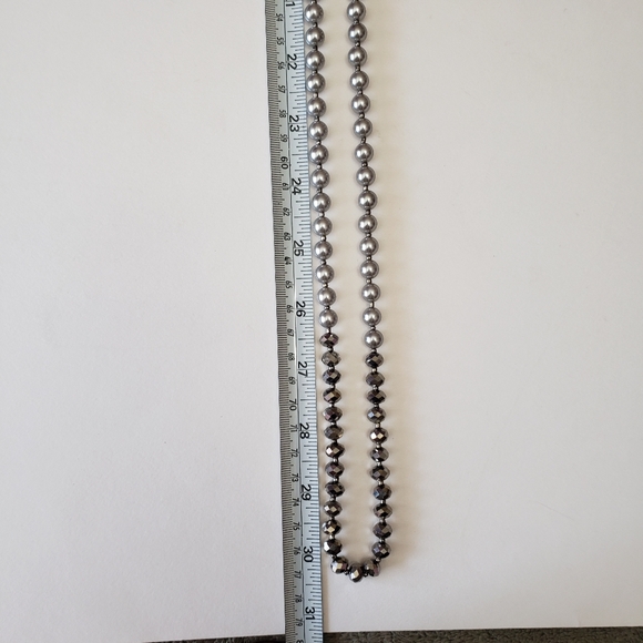 Ann Taylor Silver Tone Faux Pearl And Silver Tone Beaded Necklace - Picture 4 of 13